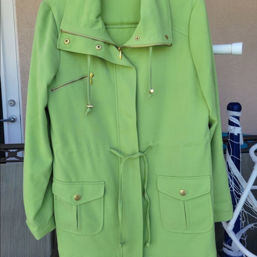 Kelly & Diane apple green light weight zip up fabric jacket